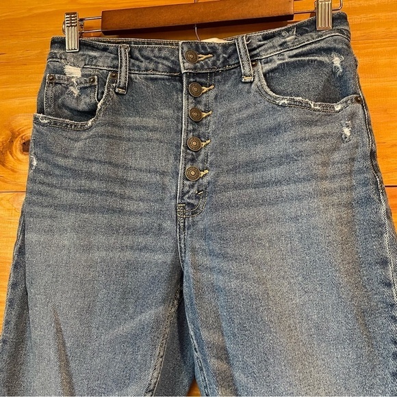 Abercrombie & Fitch Curve Love Distressed High Rise Mom Jeans 27 Short - Picture 3 of 9